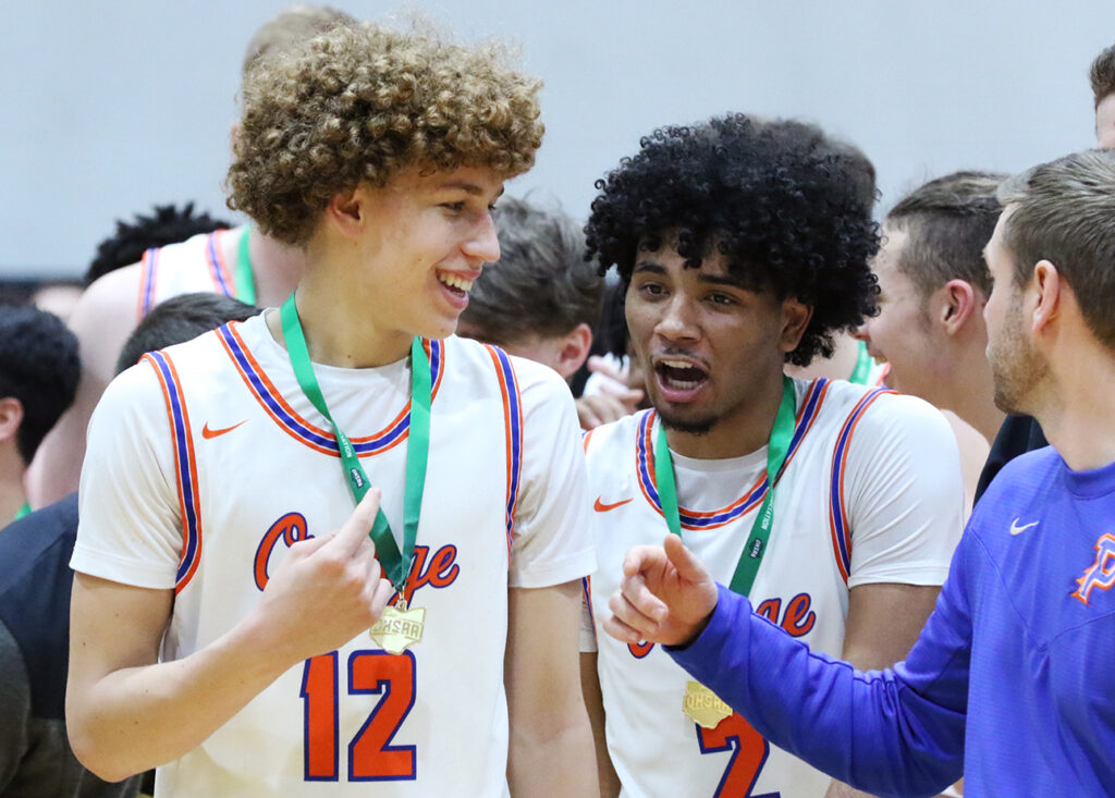 Olentangy Orange players celebrate win