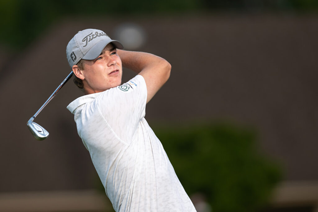 St. Charles golfer Leo Walling