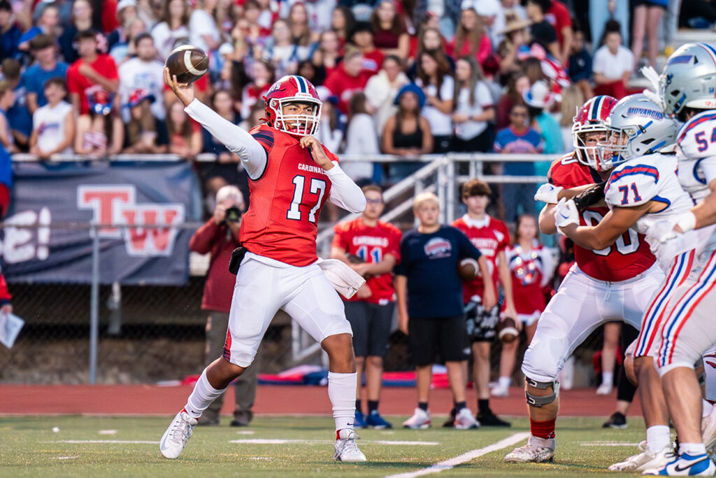 Thomas Worthington's Grey Kegley throws football
