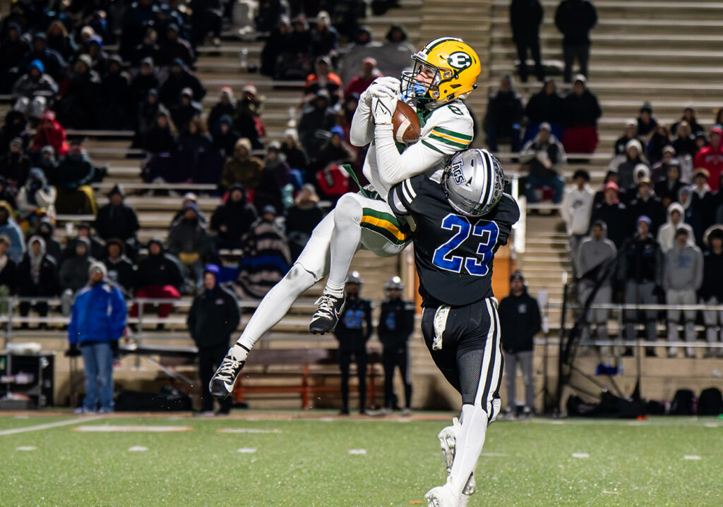 Hilliard Bradley's Jordan Reed-Davis makes tackle