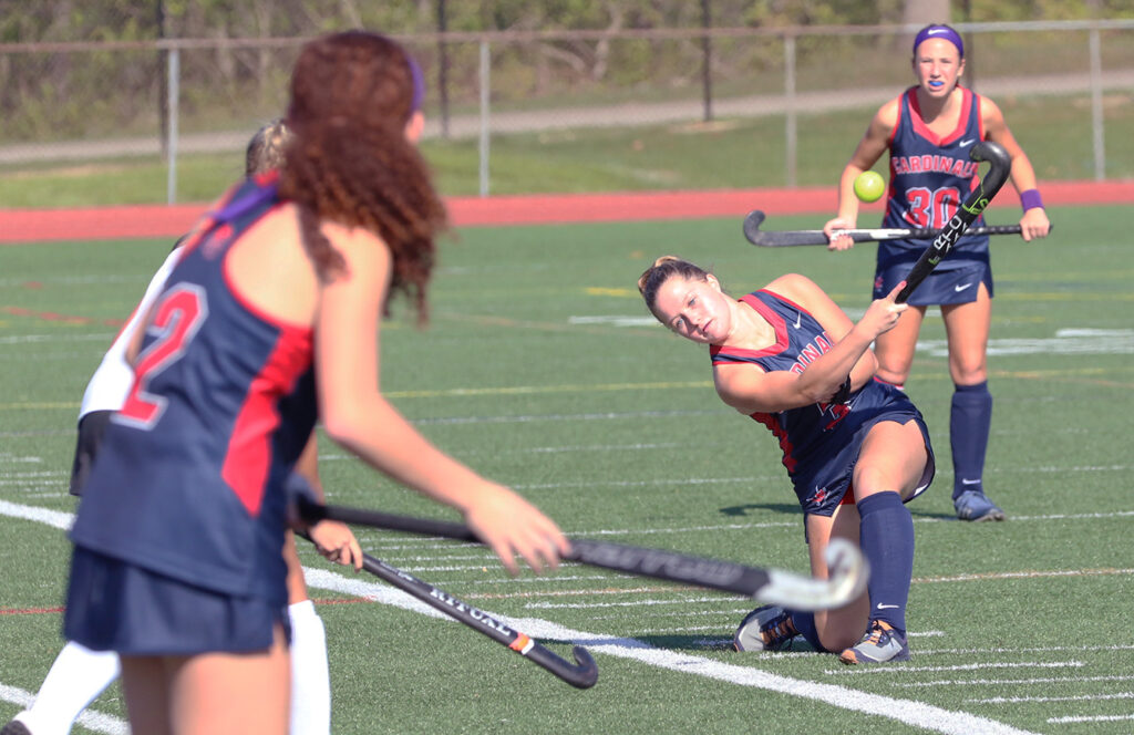 Thomas Worthington's Emmy Wellejus takes field hockey shot