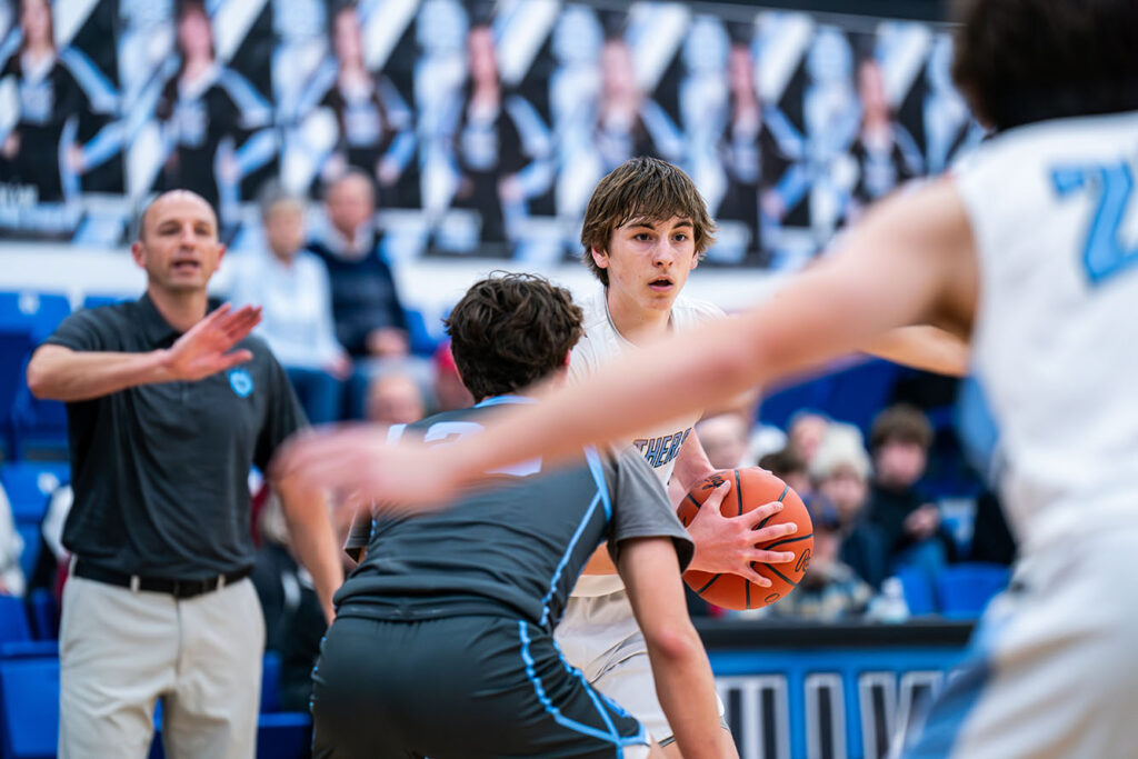 Hilliard Darby coach Chris Maul watches Ty Maul on court