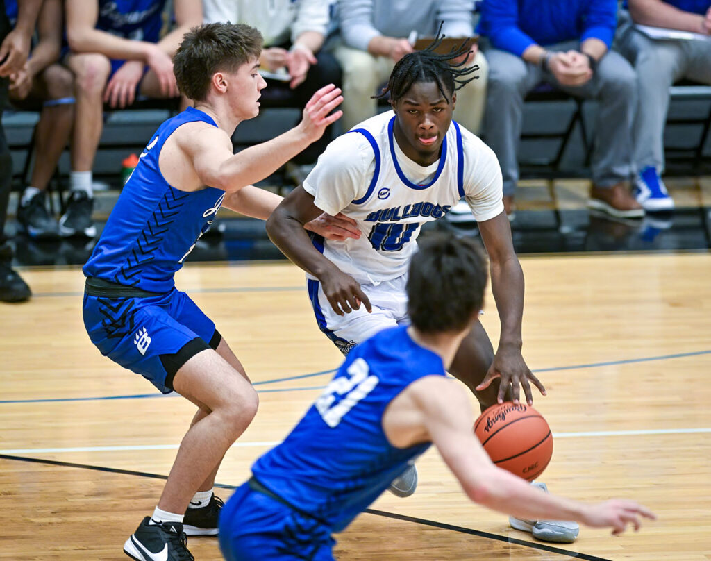 Columbus South’s LaJames Washington dribbles