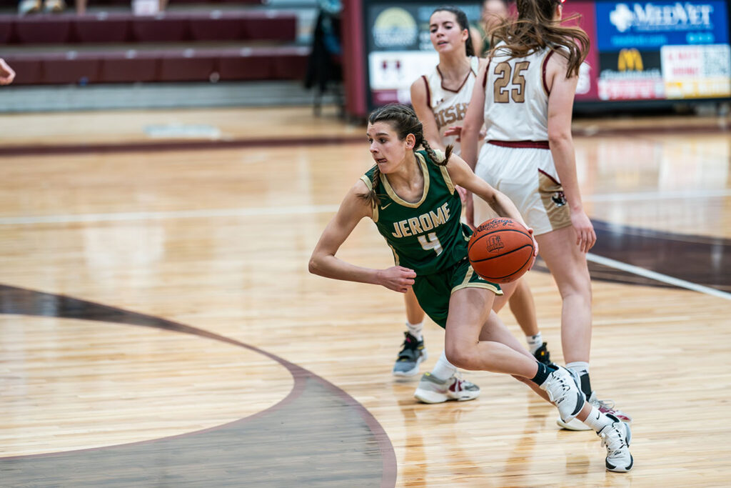 Dublin Jerome's Meadow Ahijevych drives to the basket