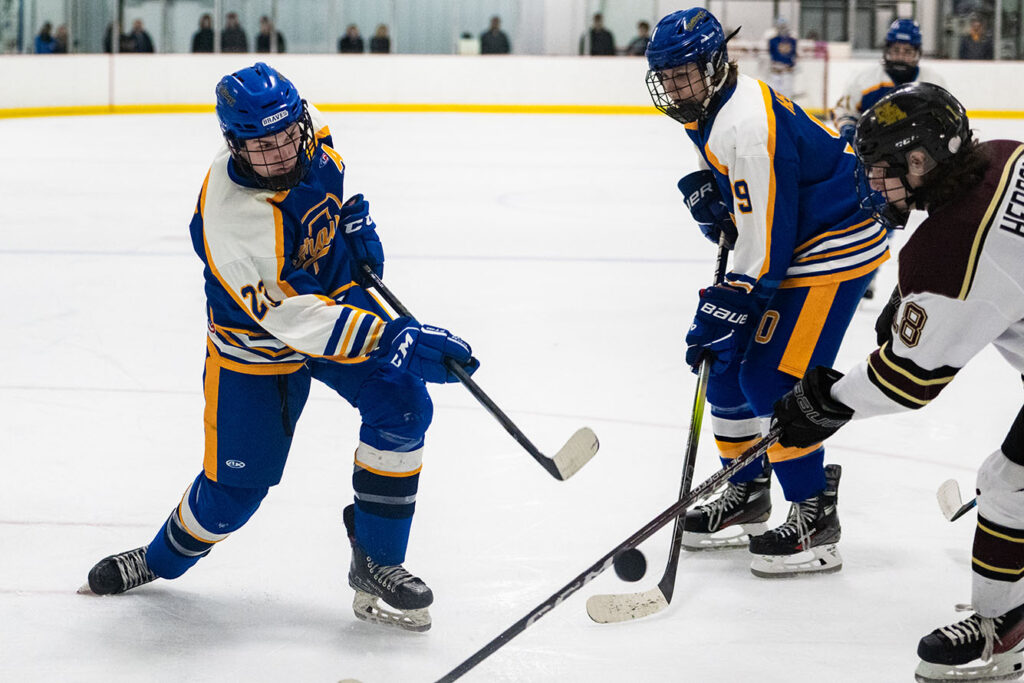 Olentangy’s Jacob Schlade shoots puck