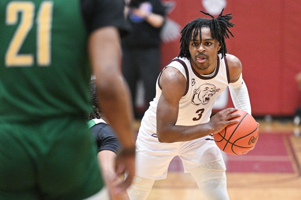 Linden-McKinley's Philip Towns looks over defense