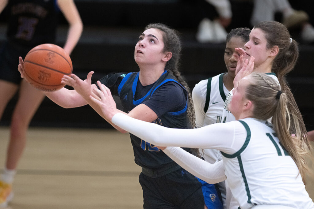 Olentangy’s Whitney Stafford drives to basket
