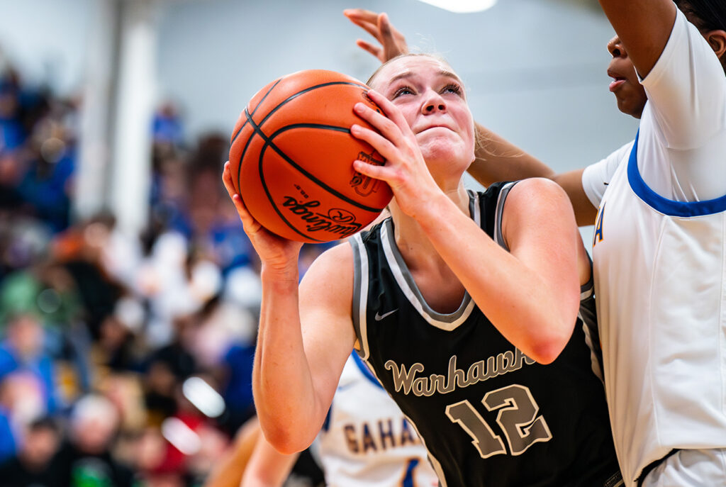 Westerville Central's Ella Martin eyes basket