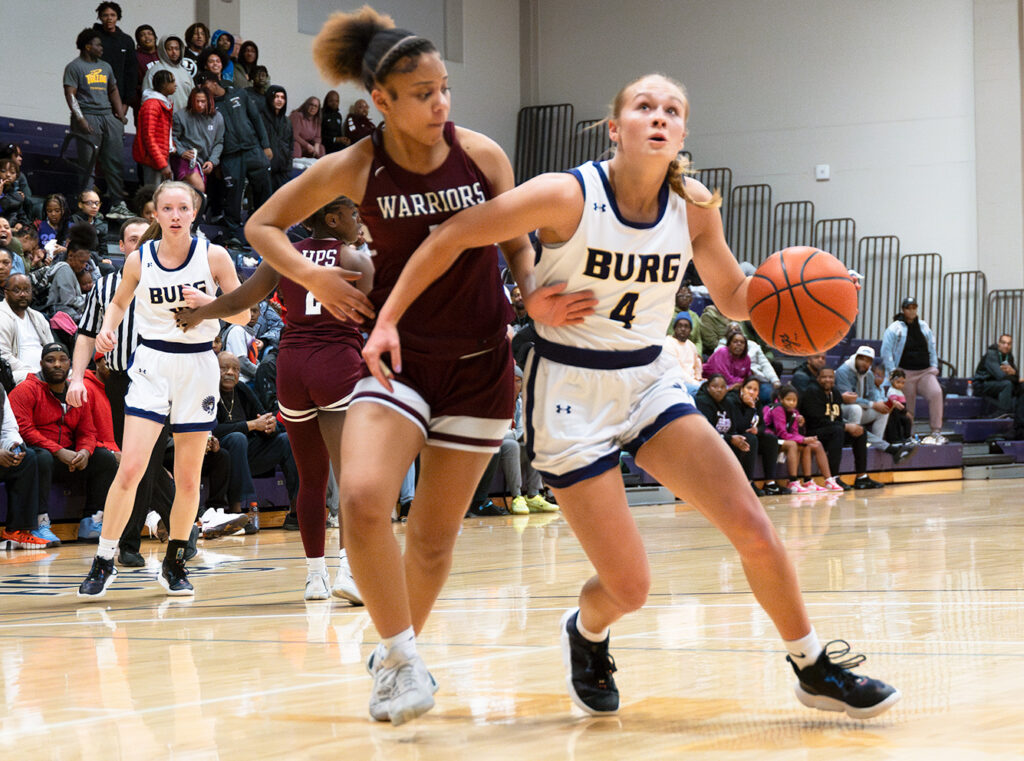 Mechanicsburg's Addie DeLong drives