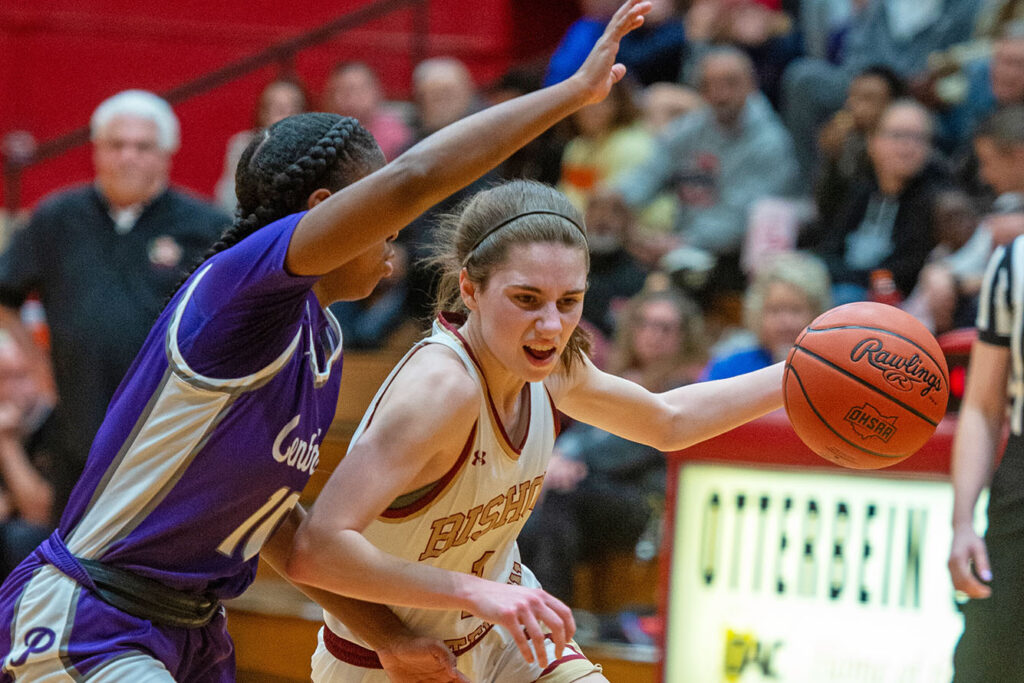 Watterson's Sophie Ziel guarded closely