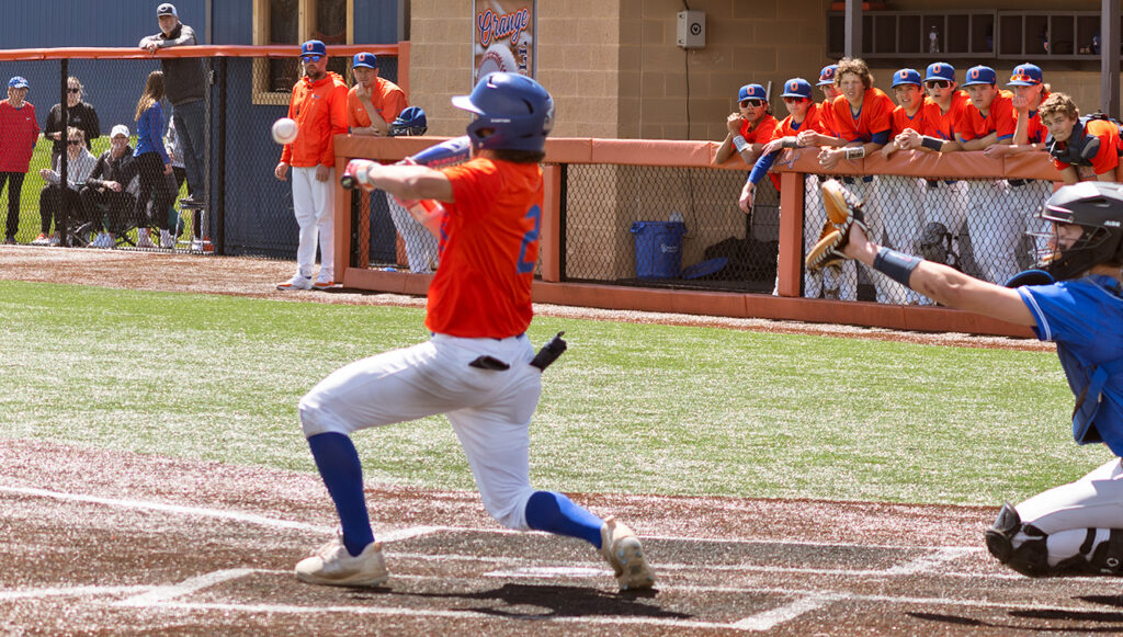 Olentangy Orange's Griffin Zavislak bunts