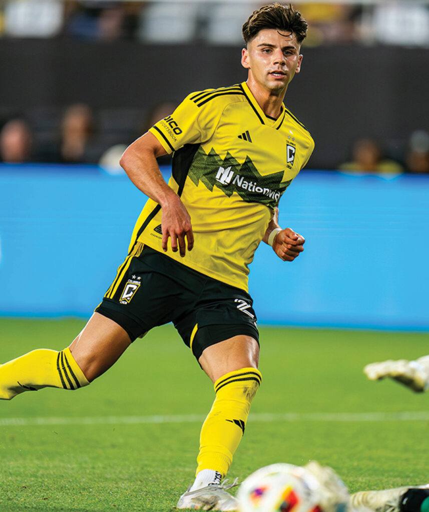 Crew's Max Arfsten shoots