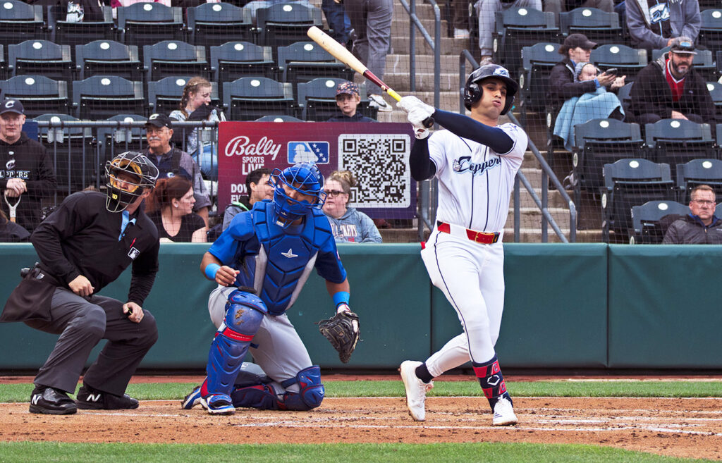Clippers Brayan Rocchio swings bat