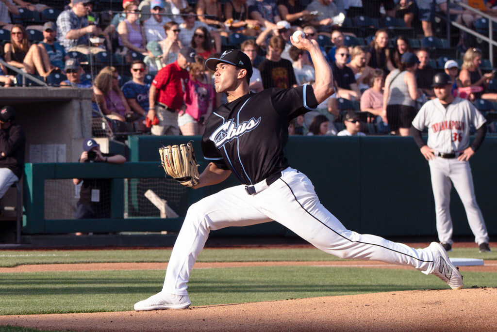 Clippers Joey Cantillo pitches