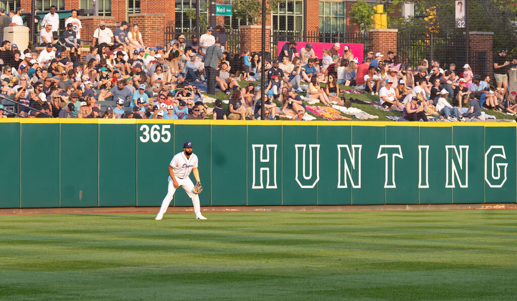 Clippers Jonathan Rodriguez plays in the outfield