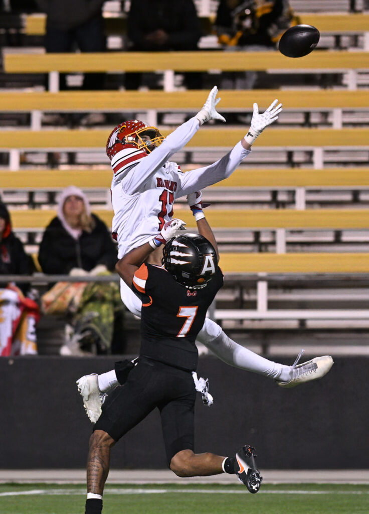 Big Walnut's Gavin Harrington catches TD pass