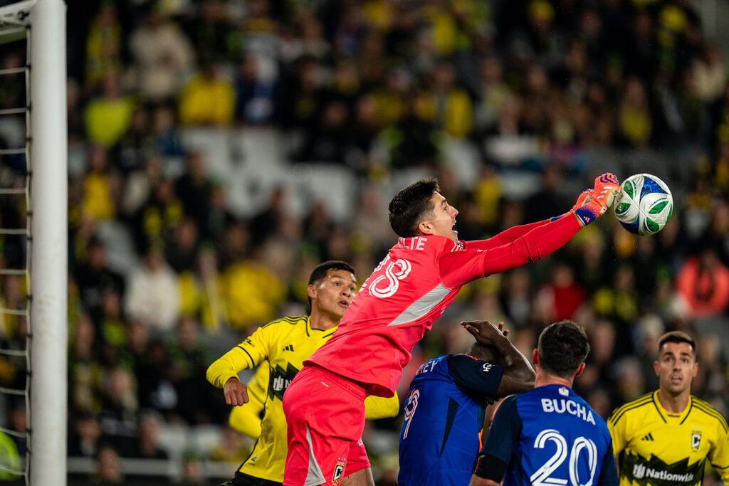Crew's Patrick Schulte makes save