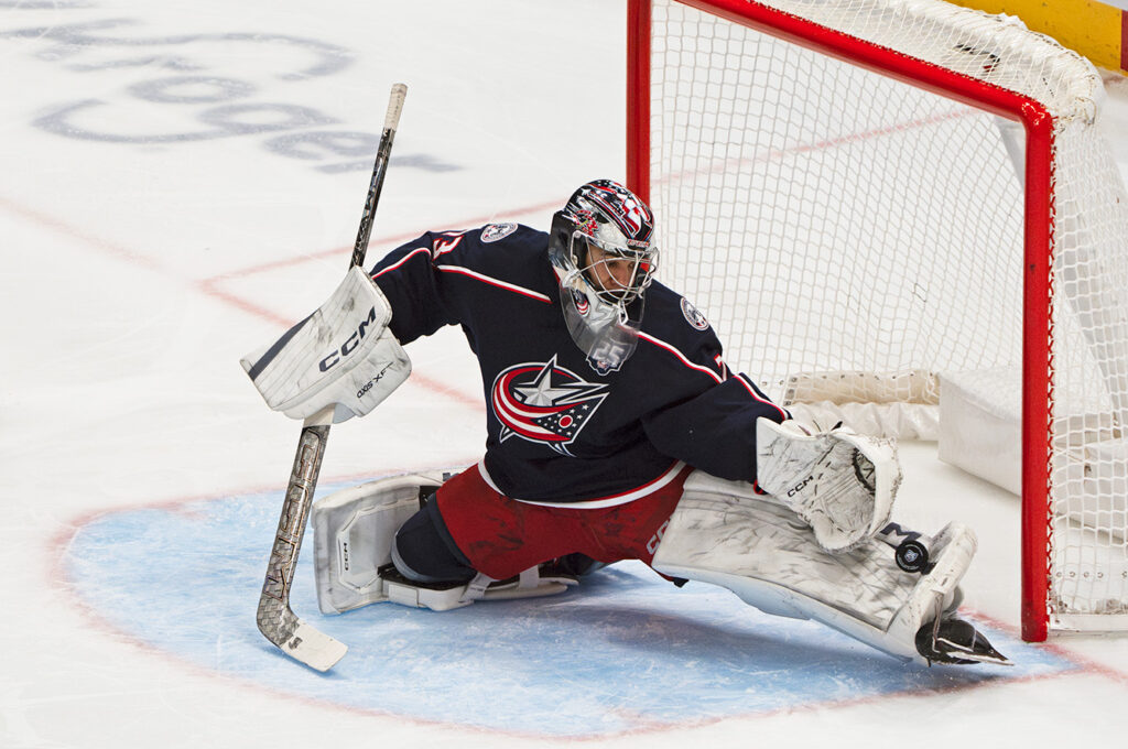 CBJ's Jet Greaves stretches for save