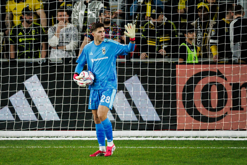 Crew's Patrick Schulte directs action