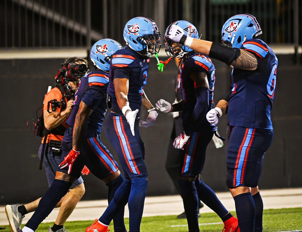 Aviators' Keke Chism celebrates touchdown