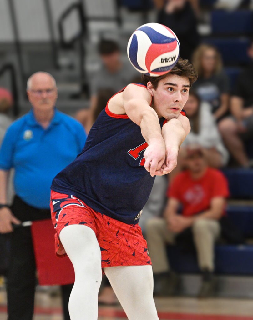 Thomas Worthington's Aleko Giampouranis receives serve