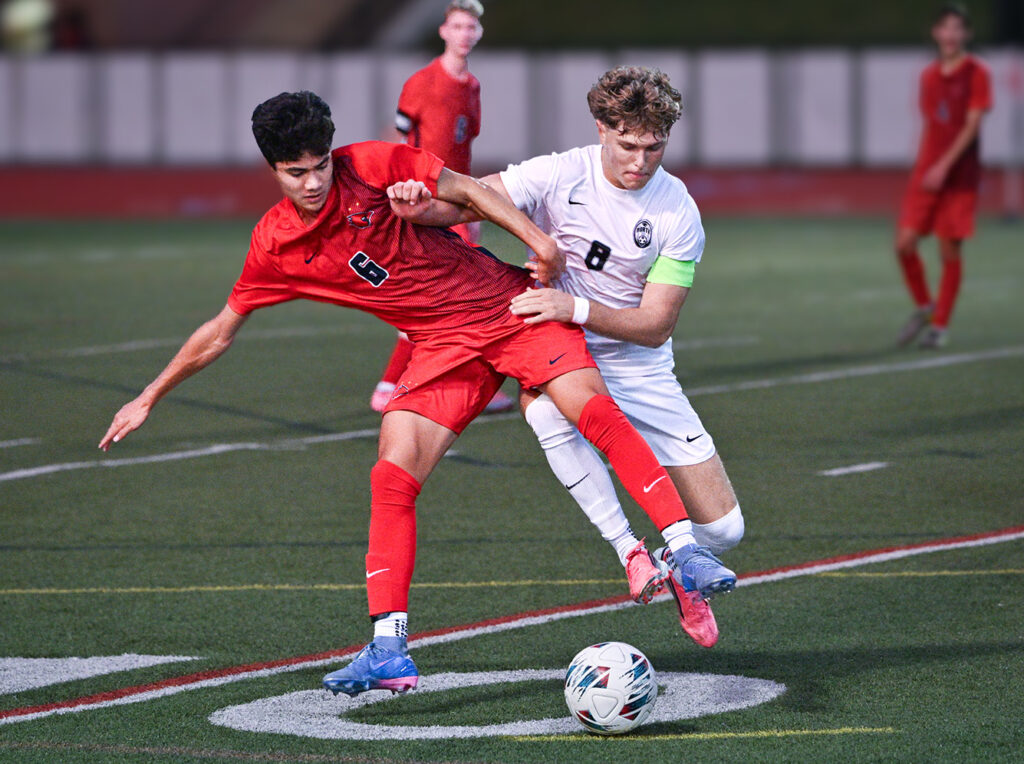 Pickerington North's Dylan McDavid battles