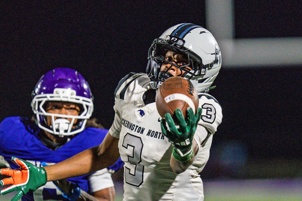 Pickerington North's Kymani Johnson makes fingertip catch