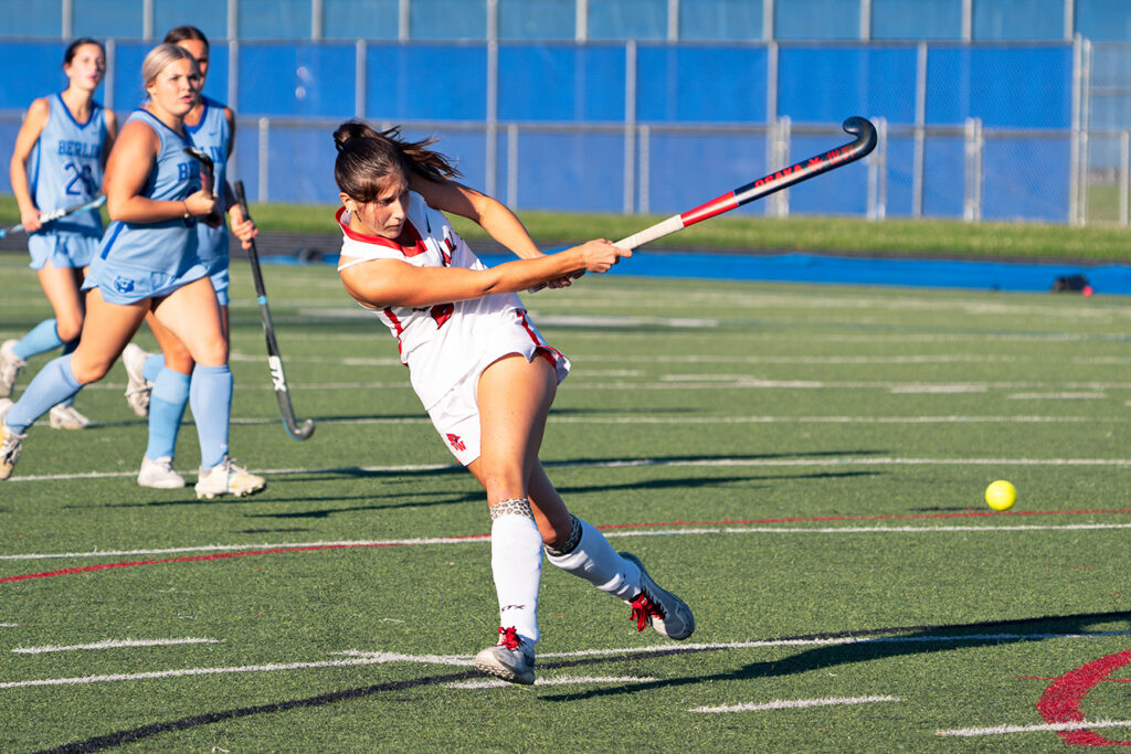 Thomas Worthington's Kamryn Spears shoots