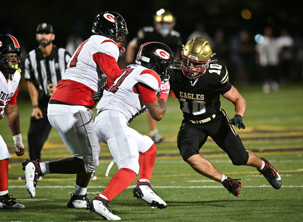 Watterson's Ben Uhlenhake prepares to tackle